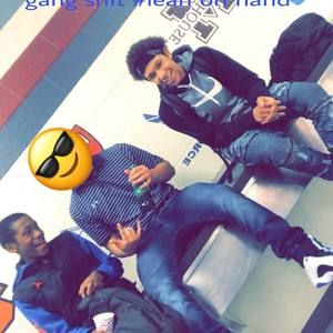 Meet your Posher, Carlos